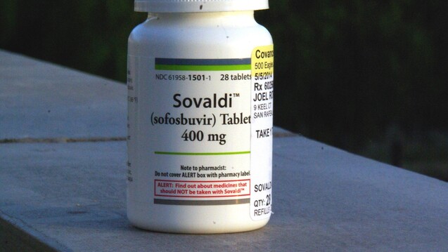 Umstrittenes Sovaldi-Patent: Seit Jahren kämpfen gemeinnützige Organisationen für Sofosbuvir-Generika. ( r / Foto: Imago)