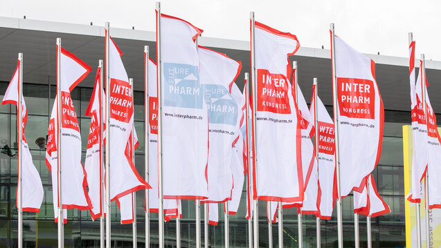 Die Interpharm-Fahnen wehten in diesem Jahr vor dem ICS in Stuttgart. (Fotos: as, lp und mb)