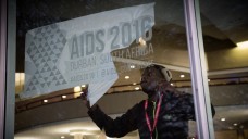Welt-Aids-Konferenz: 18.000 Forscher und Aktivisten tagen ab Montag in Durban. Zum Start werden auch Prominente erwartet - etwa Prinz Harry und Elton John. (Foto: International AIDS Society/Marcus Rose)