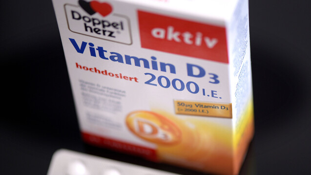 Menschen, deren Vitamin-D-Spiegel im physiologischen Bereich liegt, profitieren nicht von einer Aufdosierung. (x / Foto: IMAGO / MiS)