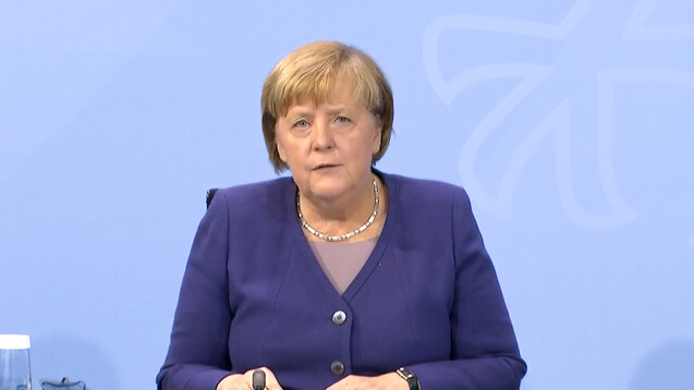 Ein letztes Mal in ihrer Amtszeit traf sich Bundeskanzlerin Angela Merkel (CDU) heute mit den Regierungschefinnen und -chefs der Länder. (Screenshot: bundesregierung.de / DAZ)