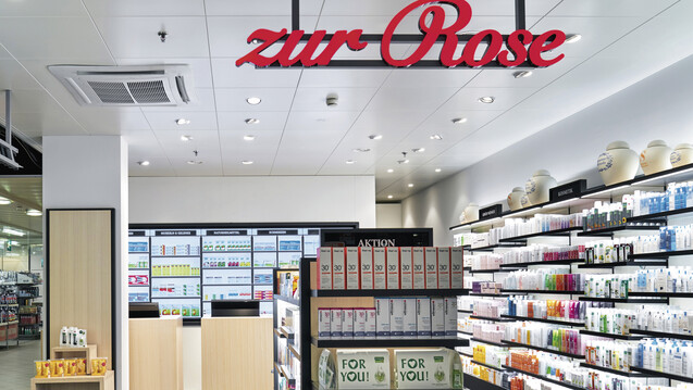 Das Shop-in-Shop Modell des Pharmahändlers Zur Rose und der Supermarktkette Migros soll weiter ausgebaut werden. (Foto: Zur Rose)