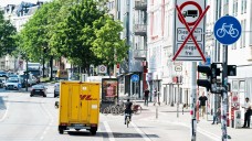 Betroffen von den Durchfahrtsbeschränkungen ist auch ein Abschnitt der Stresemannstraße. (Foto: Chris Emil Janssen / Imago)