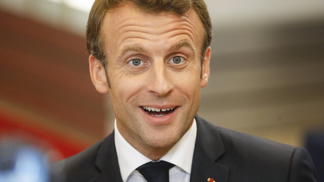 Frankreichs Staatspräsident Emmanuel Macron findet, dass ein Aus für die Homöopathika-Erstattung unpopulär wäre. (Foto: imago images / Belga)