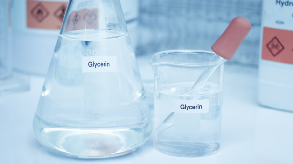 Glycerin – Wissenswertes zum Inhaltsstoff vieler Basistherapeutika