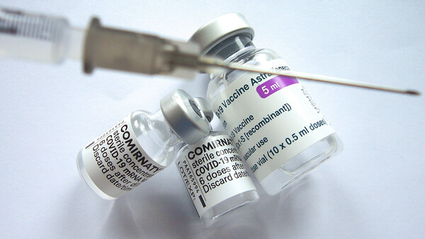Erst Vaxzevria, dann Comirnaty: besser heterolog impfen?