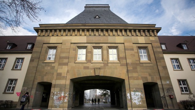 Nicht für jeden offen: Kooperationsverträge mit der Boehringer Ingelheim Stiftung möchte die Universität Mainz nicht veröffentlichen. (Foto: picture alliance / dpa)