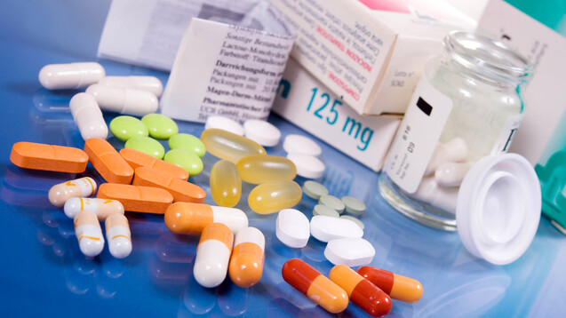 Mehr Arzneimittelsicherheit in der Palliativversorgung – das will „Pharmischtes“. (c / Foto: grafikplusfoto / AdobeStock)&nbsp;