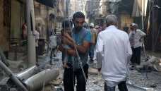 Aleppo am 22. August, nach einem syrischen und russischen Angriff auf den durch Oppositionelle kontrollierten Stadtteil Sukeri. (Foto: picture alliance / abaca)