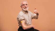 Linker Arm Grippe, rechter Arm Corona. (Foto: oneinchpunch / AdobeStock)