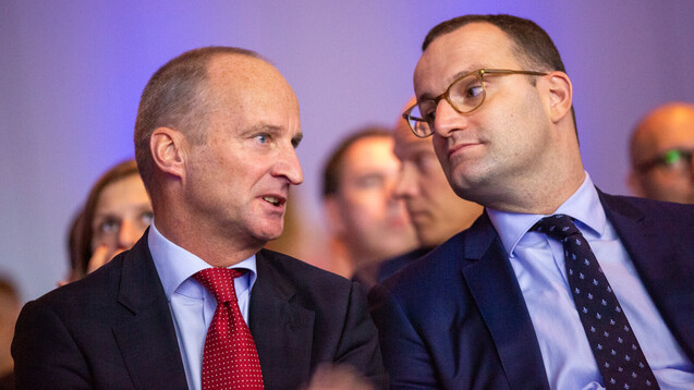 ABDA-Präsident Friedemann Schmidt hat sich zu Jens Spahns (CDU) Halbzeitbilanz als Bundesgesundheitsminister geäußert. (s / Foto: Archiv / DAT / Schelbert)