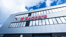 Redcare Pharmacy freut sich über „rasantes Wachstum“ – unterm Strich schreibt der holländische Arzneimittelversender jedoch weiterhin Verluste. (Foto: Redcare)