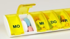 Welche Tablette nimmt der Patient wogegen? Apotheker helfen, den Wechselwirkungs-Überblick zu behalten. (Foto: Gundolf Renze / Fotolia)