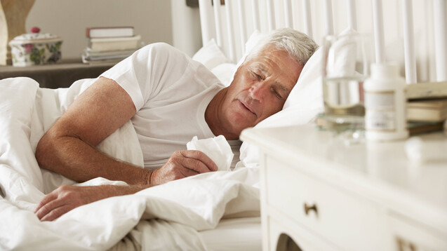 Besonders Senioren sind gefährdet, schwere Grippeverläufe zu erleiden. (Foto: IMAGO / Shotshop)&nbsp;