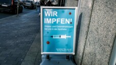 Impfen in der Apotheke war eines der Themen auf dem 22. Europäischen Gesundheitskongress vergangen Freitag in München. (IMAGO / Michael Gstettenbauer)