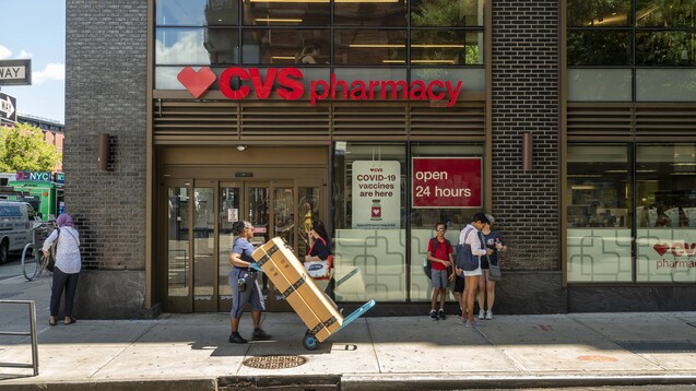 Die US-Apothekenkette CVS muss Schadenersatzzahlungen leisten, weil sie die &nbsp;von opioidhaltigen Schmerzmitteln &nbsp;nicht ausreichend kontrolliert&nbsp; haben soll.( Foto: IMAGO / Levine-Roberts)