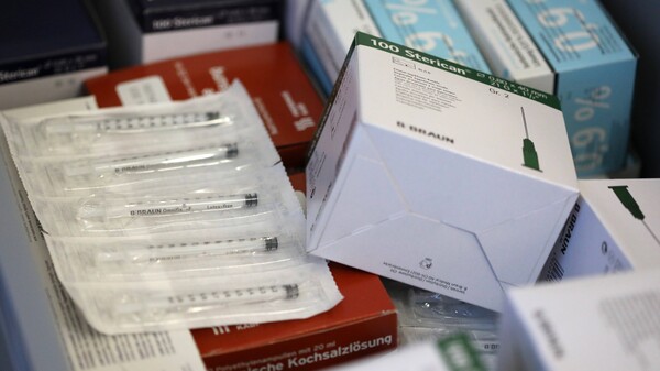 Praxen müssen Impfzubehör künftig separat bestellen