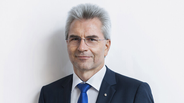 Dr. Hans-Peter Hubmann bleibt stellvertretender DAV-Vorsitzender. (m / Foto: ABDA)