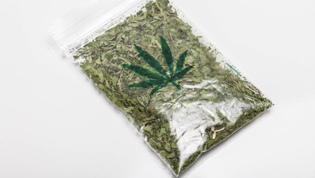 Bald aus Schweizer Apotheken: Der Schweizer Bundesrat plant, die Abgabe von Cannabis in Apotheken im Rahmen von Modellprojekten zu erlaubven. ( r / Foto: Imago)