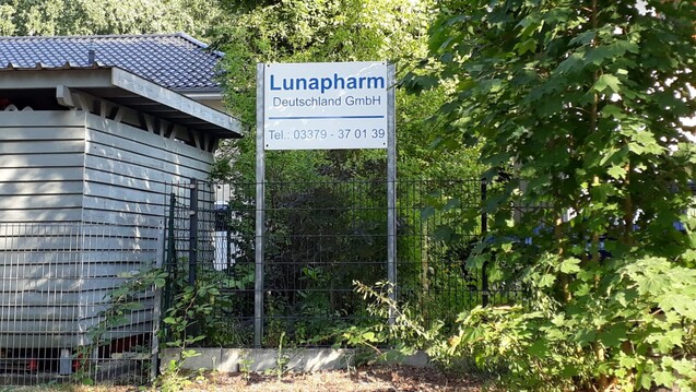 Lunapharm verliert seine Herstellungserlaubnis dauerhaft, will jedoch Widerspruch einlegen. Die Vorwurfsliste der arzneimittelrechtlichen Verstöße ist allerdings lang. (m / Foto: DAZ.online)