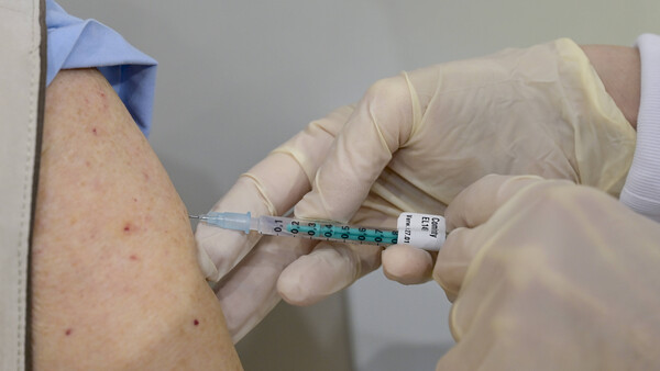 KBV lehnt sofortige Auffrischimpfungen für jedermann ab