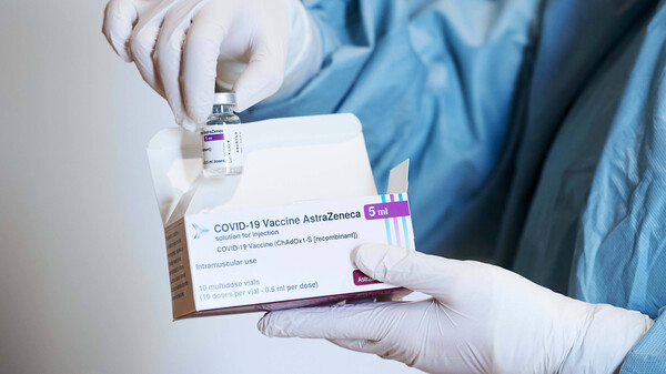 Seltene Thrombosen nach Vaxzevria-Impfung – eine Antwort und viele offene Fragen
