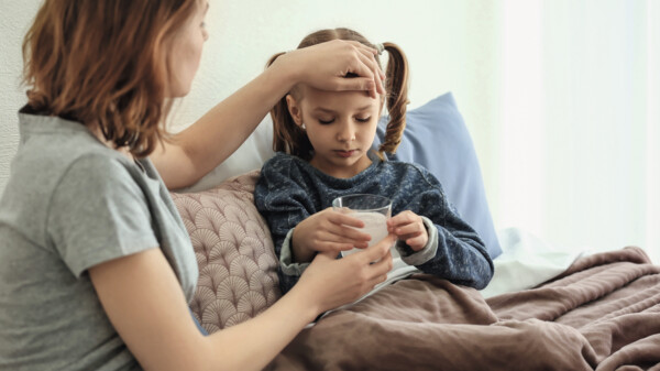 Kinder mit Harnwegsinfekt – kurze Antibiose einen Versuch wert?