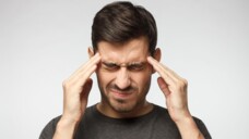 Für den Kopfschmerz- und Migränereports 2023 wurden Betroffene zwischen 18 und 79 Jahren, die in den letzten 12 Monaten unter Kopfschmerzen und/oder Migräne gelitten haben, befragt. (Damir Khabirov/AdobeStock)