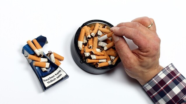 Mit dem Rauchen aufzuhören ist ohne Frage gesund, aber bei Einnahme von über CYP1A2 abgebauten Medikamenten können die Blutspiegel in gefährliche Höhen schnellen. ( r / Foto: Osterland/stock.adobe.com)
