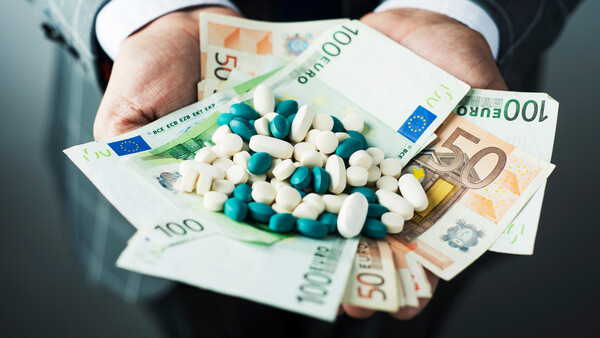 Viele Pläne und große Sparerwartungen bei der Arzneimittelpreisbildung