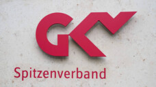 Der GKV-Spitzenverband lehnte die Card-Link-Spezifikation ab. (Foto: IMAGO / Fotostand)