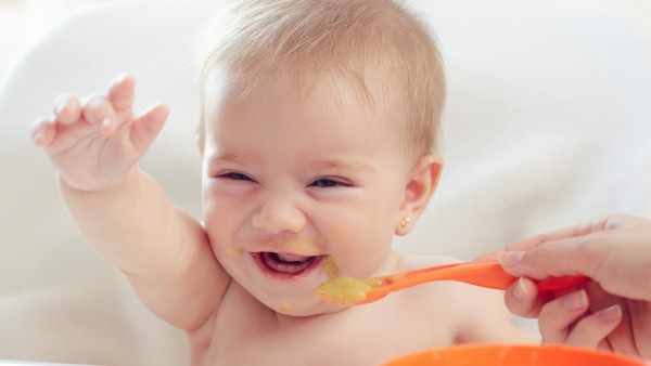 Zweifel am Nutzen von hypoallergener Babynahrung 