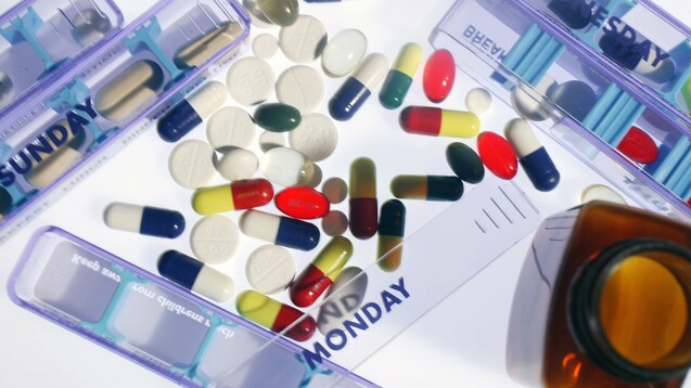 Projekte zur Arzneimittelversorgung spielen beim Innovationsfonds bislang eine untergeordnete Rolle. (x / Foto: IMAGO / Medicimage)