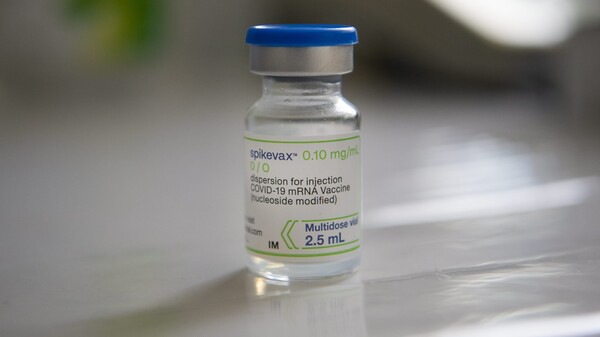 Vorsicht: Unterdosierungen der bivalenten Spikevax-Auffrischungs-Impfstoffe