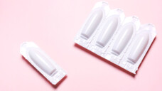 Vaginalovula werden aus den gleichen Grundlagen wie rektale Zäpfchen hergestellt.&nbsp;(Foto: alexmia / AdobeStock)