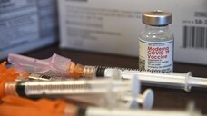 Moderna beginnt mit der klinischen Erprobung von COVID-19-Impfstoffkandidaten der nächsten Generation. (Foto: IMAGO / ZUMA Wire)