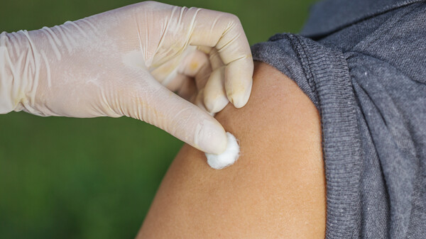 BMG erlaubt auch andere Grippeimpfstoffe für Ab-60-Jährige