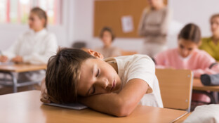 Schlafstörungen bei Kindern – gibt es da auch was Pflanzliches?