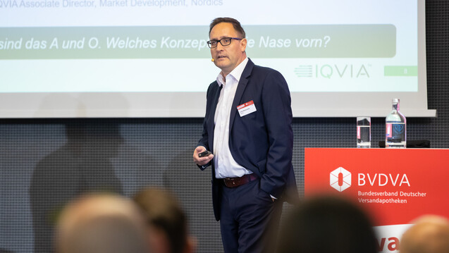 IQVIA-Experte Frank Weißenfeldt widmete sich beim BVDVA-Kongress der Frage, inwiefern das E-Rezept dem Versandhandel weiterhelfen kann oder nicht. (c / Foto: Florian Potthoff)