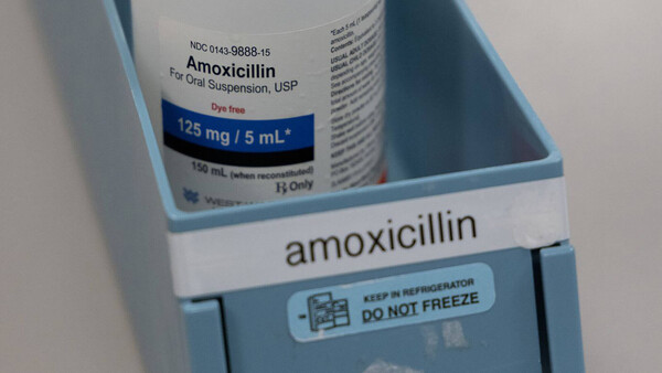 Amoxicillin-Engpass – Empfehlungen der Arzneimittelbehörden aus Frankreich und UK