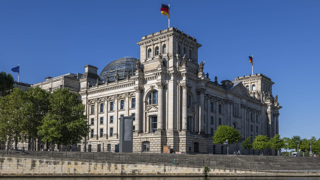 Im Deutschen Bundestag stehen diese Woche wichtige Entscheidungen an. (x / Foto: IMAGO / Westend61)