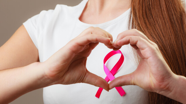 Nicht nur bei Brustkrebs sollte an das kardiovaskuläre Risiko der verwendeten Chemotherapeutika und an entsprechend protektive Maßnahmen gedacht werden. (Foto: Voyagerix/AdobeStock)