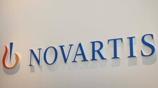 Novartis hat in den USA eine Notfallzulassung für Ensovibep&nbsp;beantragt, ein Bindeprotein, das eine Antikörperwirkung imitiert und bei COVID-19 helfen soll. (Foto: IMAGO / IP3press)