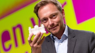 FDP-Chef Lindner brüstet sich mit Apotheker-Shitstorm