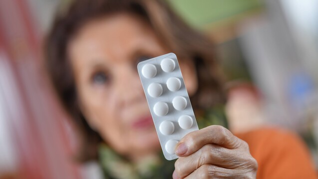 Ist die Pharmakotherapie zu männlich? Frauen sind in klinischen Studien unterrepräsentiert und erhalten häufiger die falschen Arzneimittel. ( r / Foto: imago)