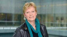 Nicht nur Rezepte abgeben: Die Grünen-Bundestagsabgeordnete Maria Klein-Schmeink findet es sinnvoll, wenn die Apothekerkammern mitverhandeln. (Foto: Klein-Schmeink)