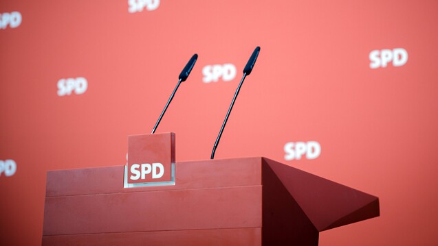 Wer übernimmt den SPD-Vorsitz? Welche Bewerber/-innen stehen bislang fest? Und wie läuft das Wahlverfahren? Alle Infos im Überblick. (Foto: imago images / photothek)