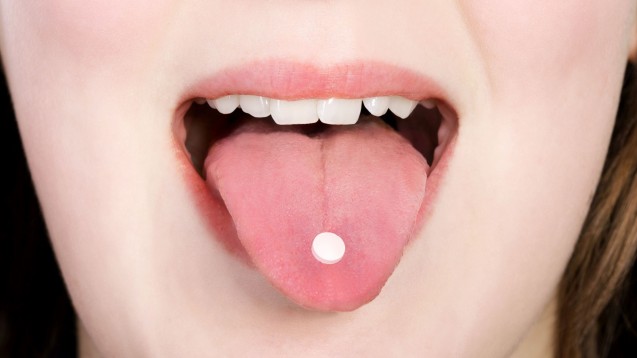 Nur eine Tablette nehmen Frauen nach ungeschütztem Geschlechtsverkehr zur Nortfallverhütung ein. (Foto: lydiakrumpholz / Fotolia)