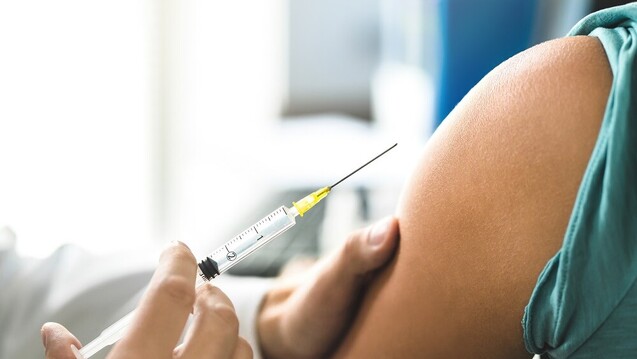 Hoffnungsschimmer aus dem BMG: Der Bund trägt das Risiko für die Verimpfung von ihm beschaffter Grippeimpfstoffe. (Foto: terovesalainen / AdobeStock)