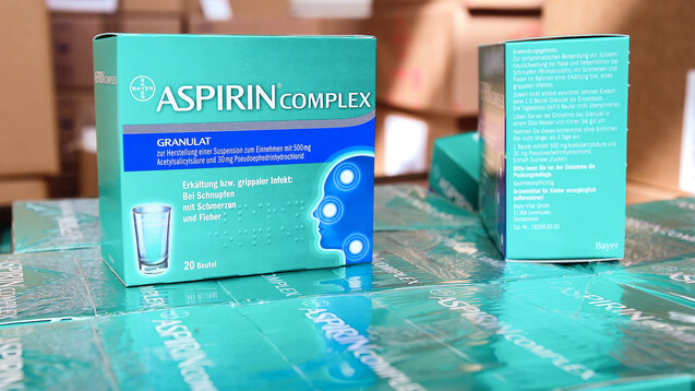 Die 20er-Packung von Aspirin Complex (hier im Bild) ist weiterhin defekt, aber immerhin ist die 10er-Packung derzeit anscheinend lieferbar. ( r / Foto: dpa)